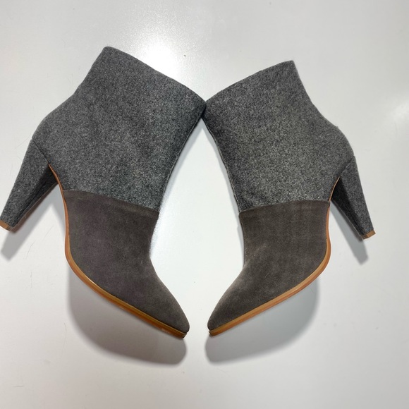 Matiko Grey Wool Leather Pointed Toe Woman’s Heel Zip Side Boots NWOT Size 11 - Picture 1 of 13